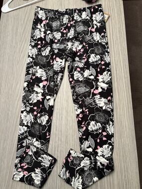Just Cozy Women's Floral Print Leggings Size M/L Black Pink White All Season NWT